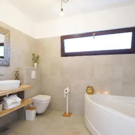Hotel Sunshine 4*
